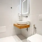 Kronos Sarandë