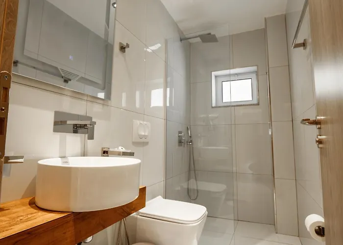 Kronos Szálloda Saranda